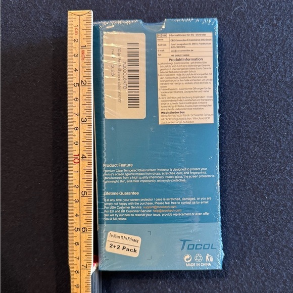 Tocol Glass Privacy Screen Protector 2-Pack iPhone 12 Pro. - Picture 2 of 4